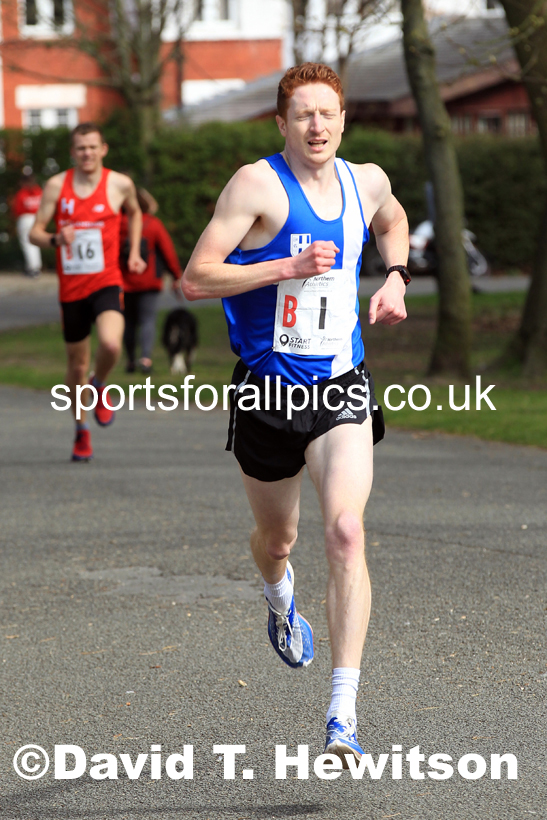 Senior Mens Northern 12 Stage Road Relay, 2022 Northern 12 and 6 Stage Road Relays,  Birkenhead Park, Birkenhead, Wirral.  Photo: David T. Hewitson/Sports for All Pics